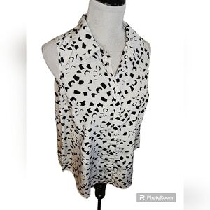 Ryan Wyite brand black and white print sleeveless top size OX.